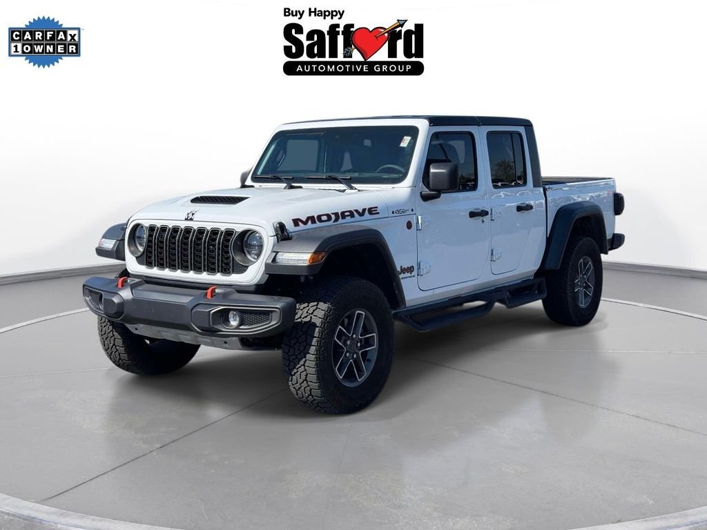Used 2025 White Jeep Mojave image 1