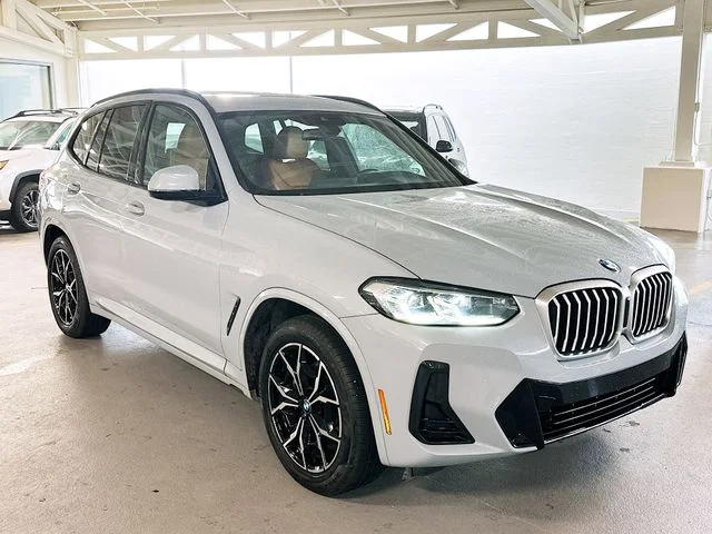 2023 BMW X3's photo