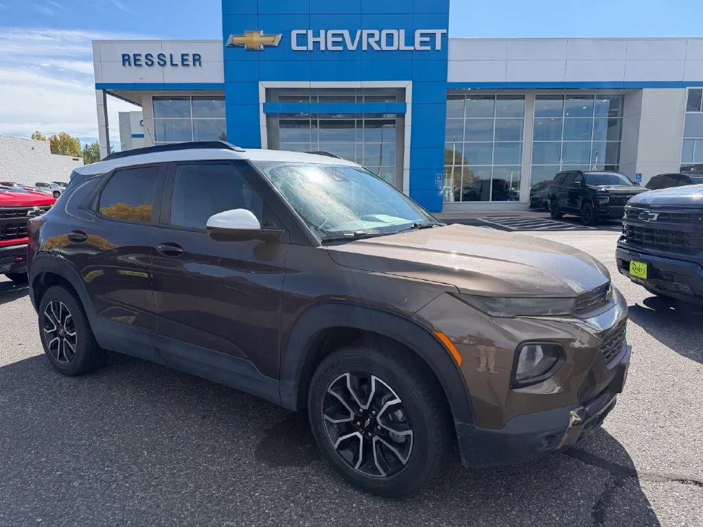 Used 2021 ZEUS BRONZE METALLIC Chevrolet ACTIV image 1