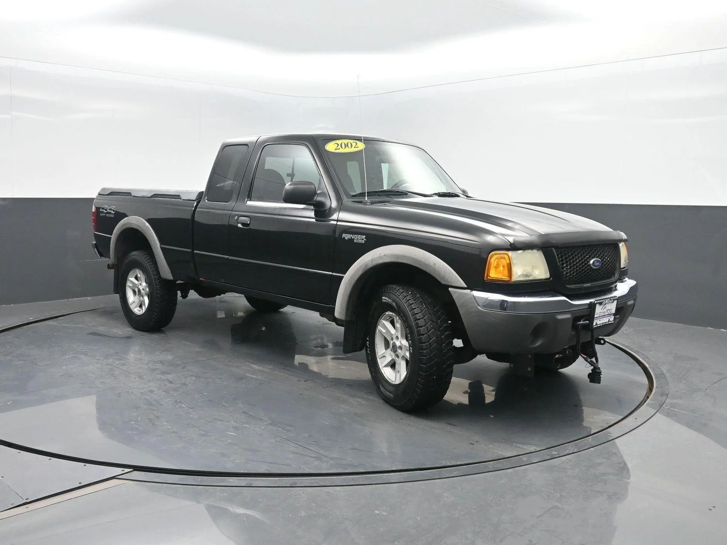 Used 2002  FORD  image 4