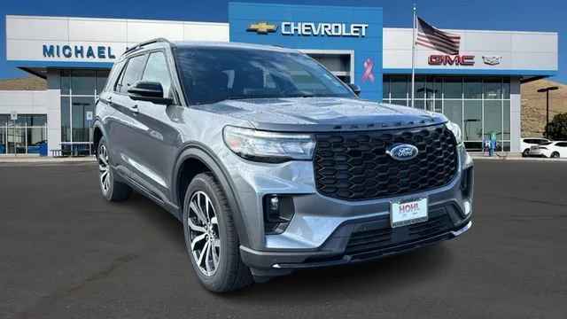 2025 Ford Explorer ST-LINE 4WD (PL535)'s photo