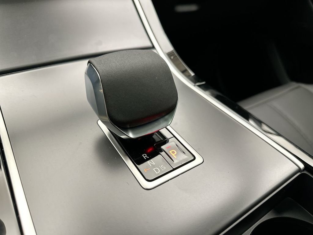 New 2026 Fuji White Land Rover S image 12