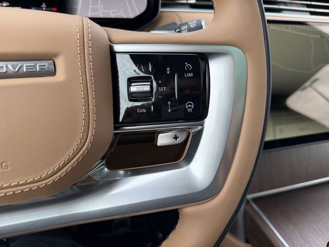New 2026 Carpathian Grey Land Rover SE image 23