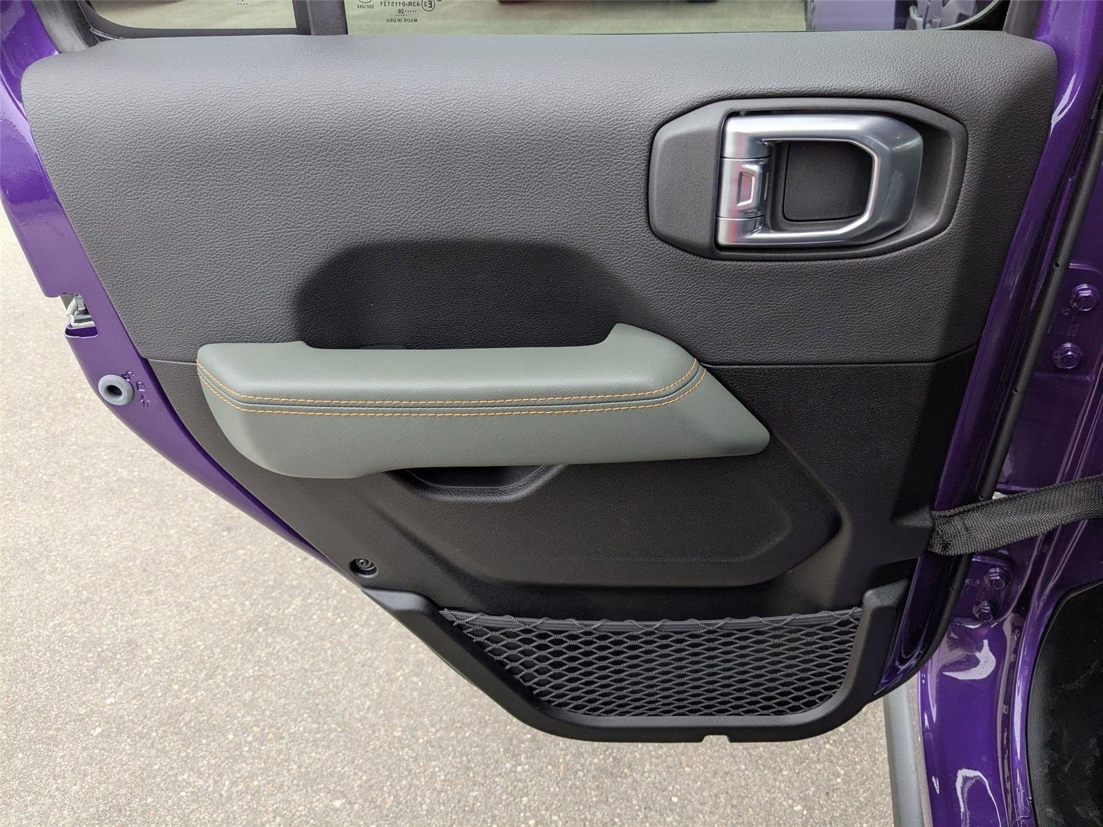 New 2026 Reign Exterior Paint Jeep Mojave X image 23