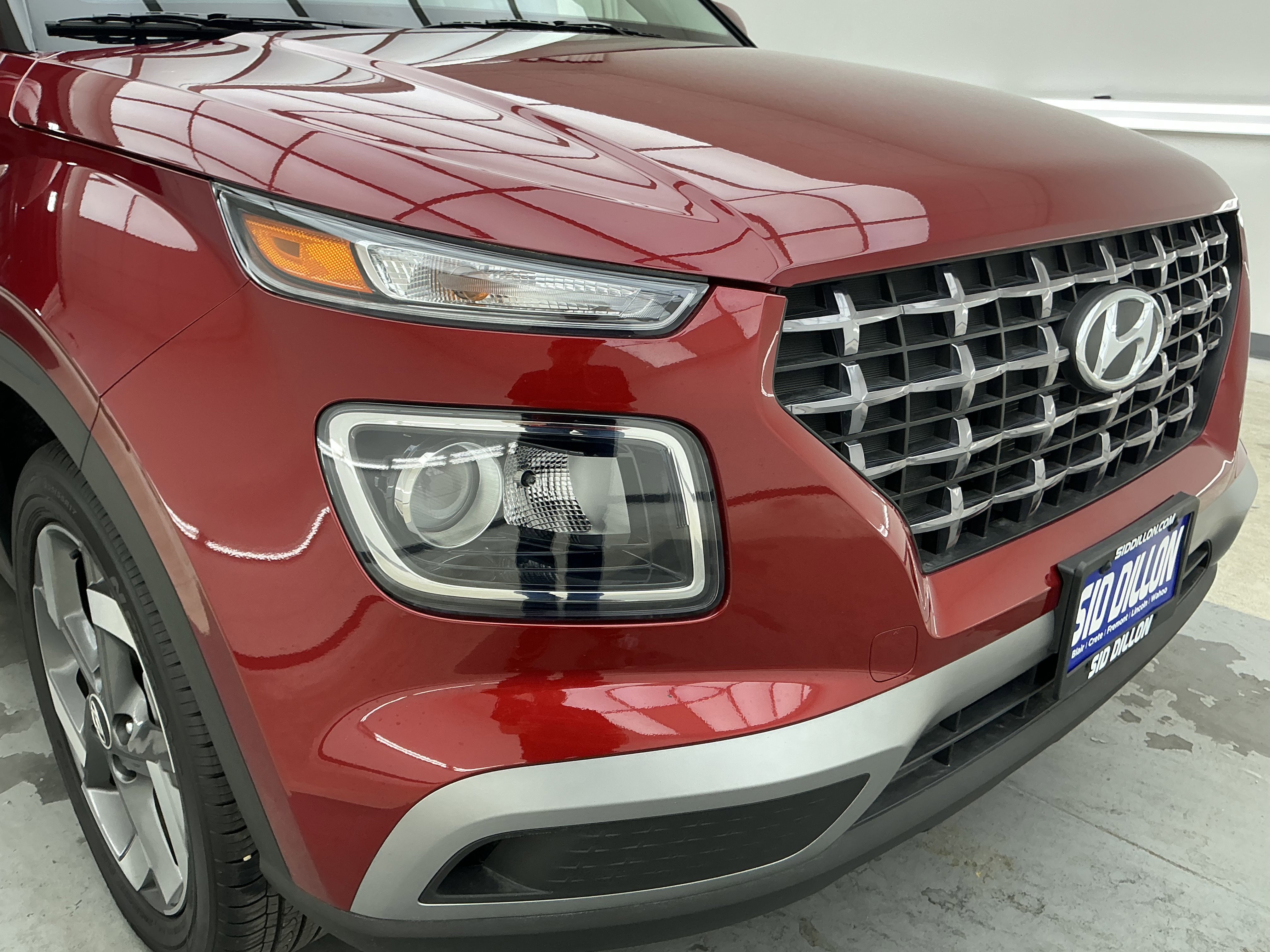2025 Hyundai Venue SEL - Photo 27