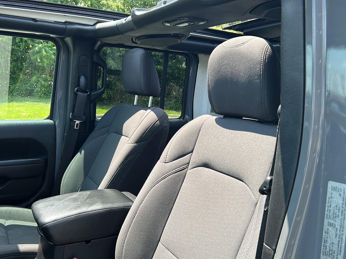 Used 2023 Sting-Gray Clearcoat Jeep Willys *One Touch Top* image 15