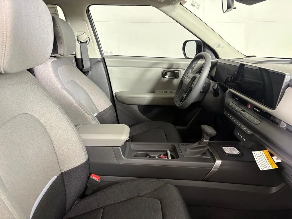 New 2027 Pale Gray Kia S image 14