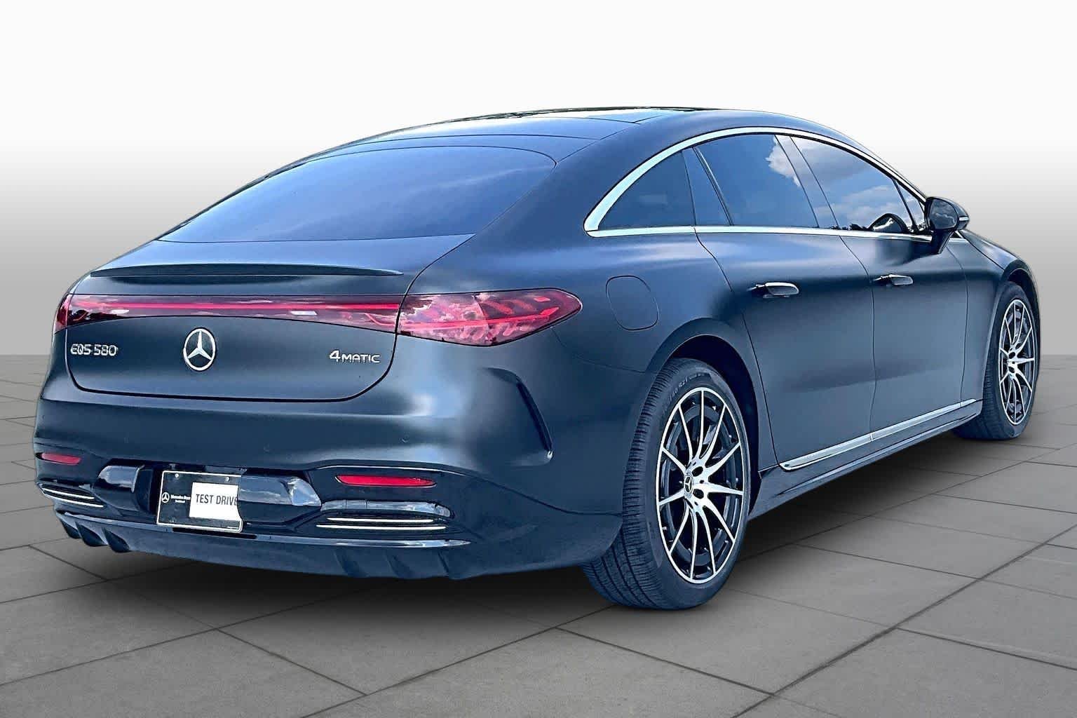Used 2026 MANUFAKTUR Signature Night Black Magno Mercedes-Benz EQS 580 image 12