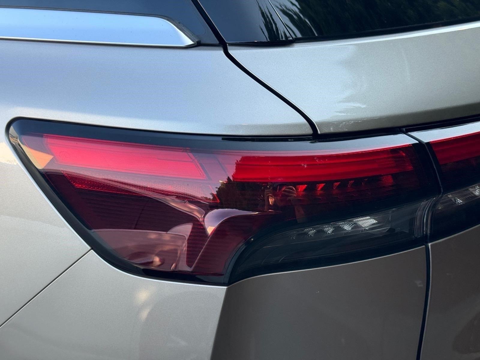 Used 2024 Warm Titanium INFINITI LUXE image 8