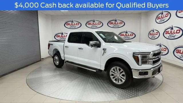 New 2026 Oxford White Ford Lariat image 2