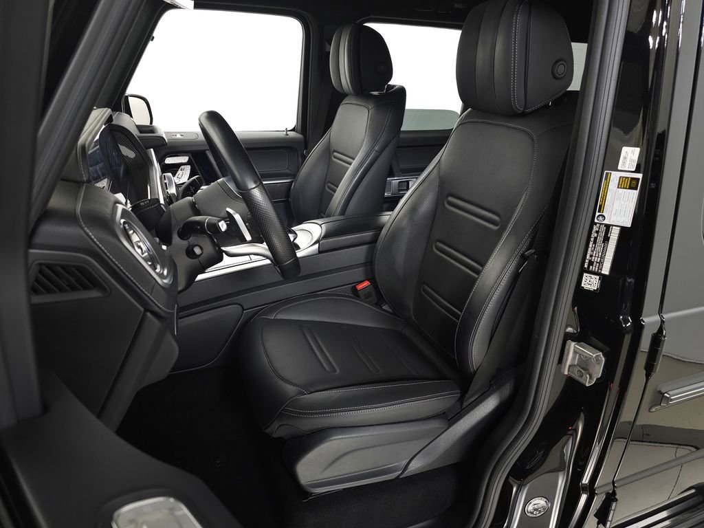 Used 2022  Mercedes-Benz G 550 image 16