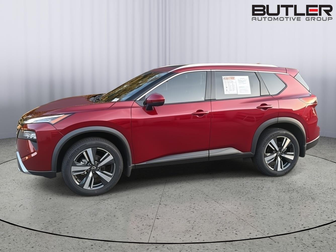 Used 2024 Scarlet Ember Tintcoat Nissan SL image 3