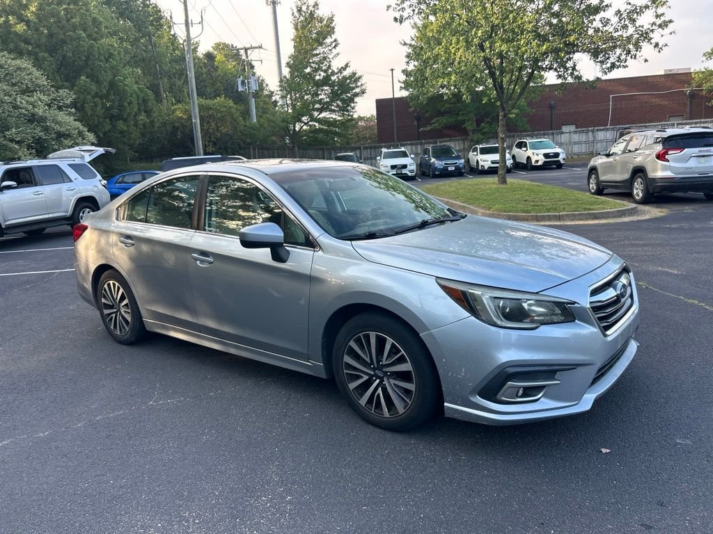 Used 2018 Silver Subaru 2.5i image 1