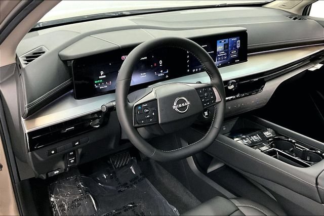New 2027 Champagne Silver Nissan Platinum image 7