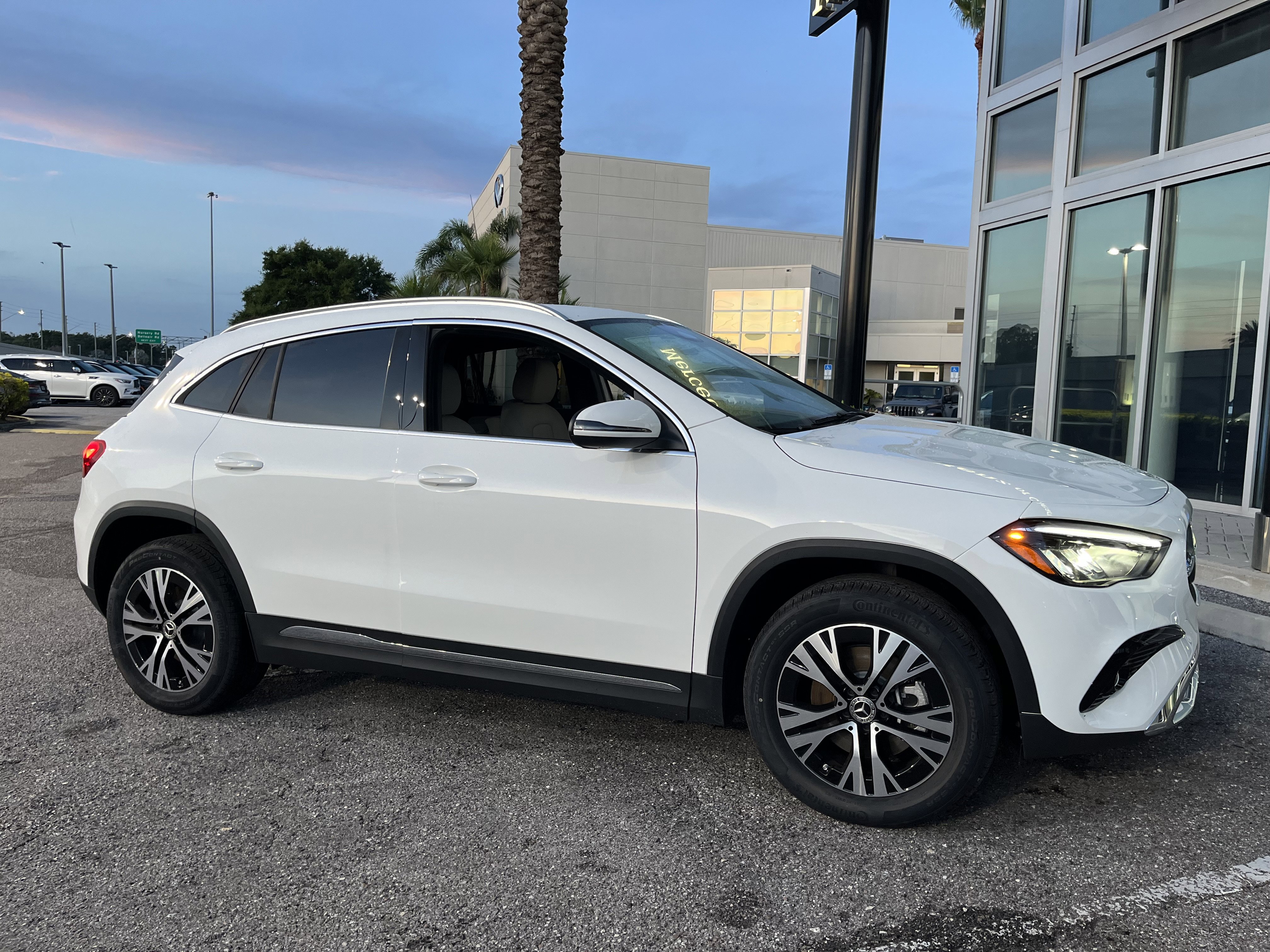 New 2026 POLAR WHITE Mercedes-Benz GLA 250 image 9