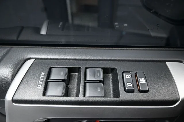 Used 2024  Toyota SR5 image 14