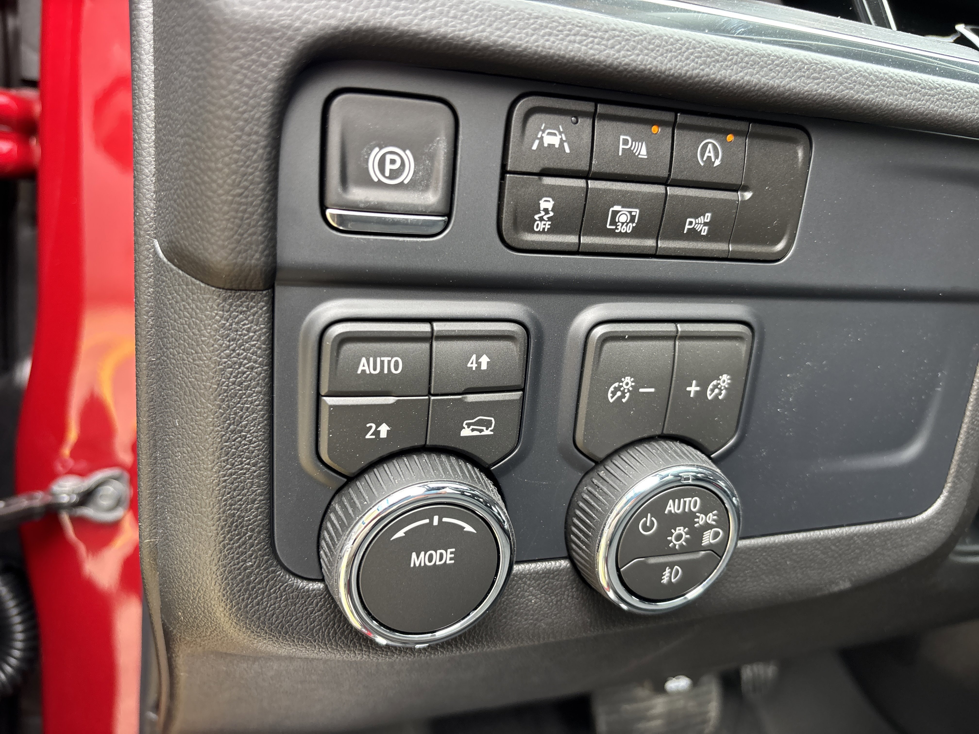 2026 Chevrolet Tahoe Premier - Photo 28