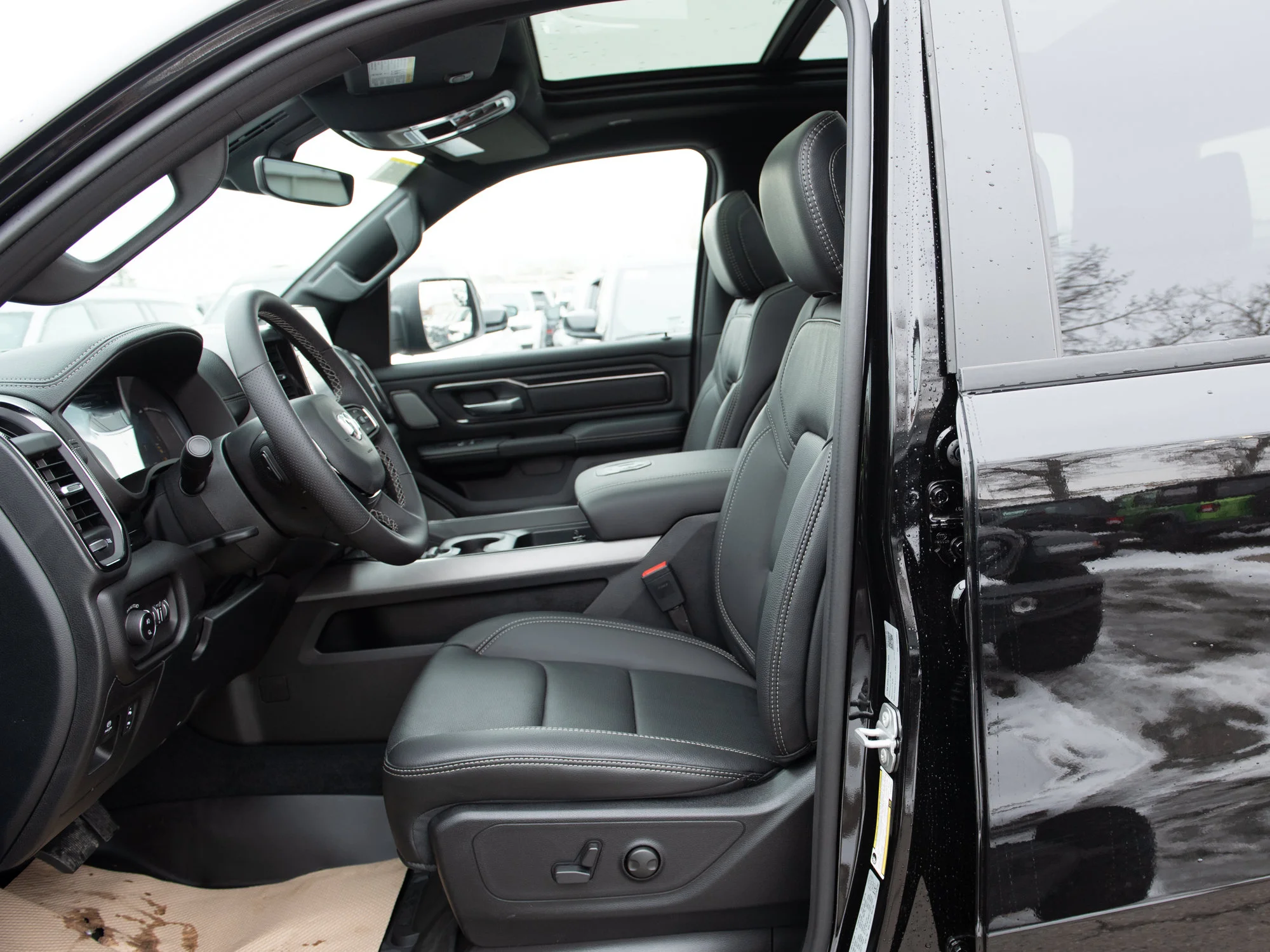 New 2026 Black RAM Sport* HEMI V8 image 24