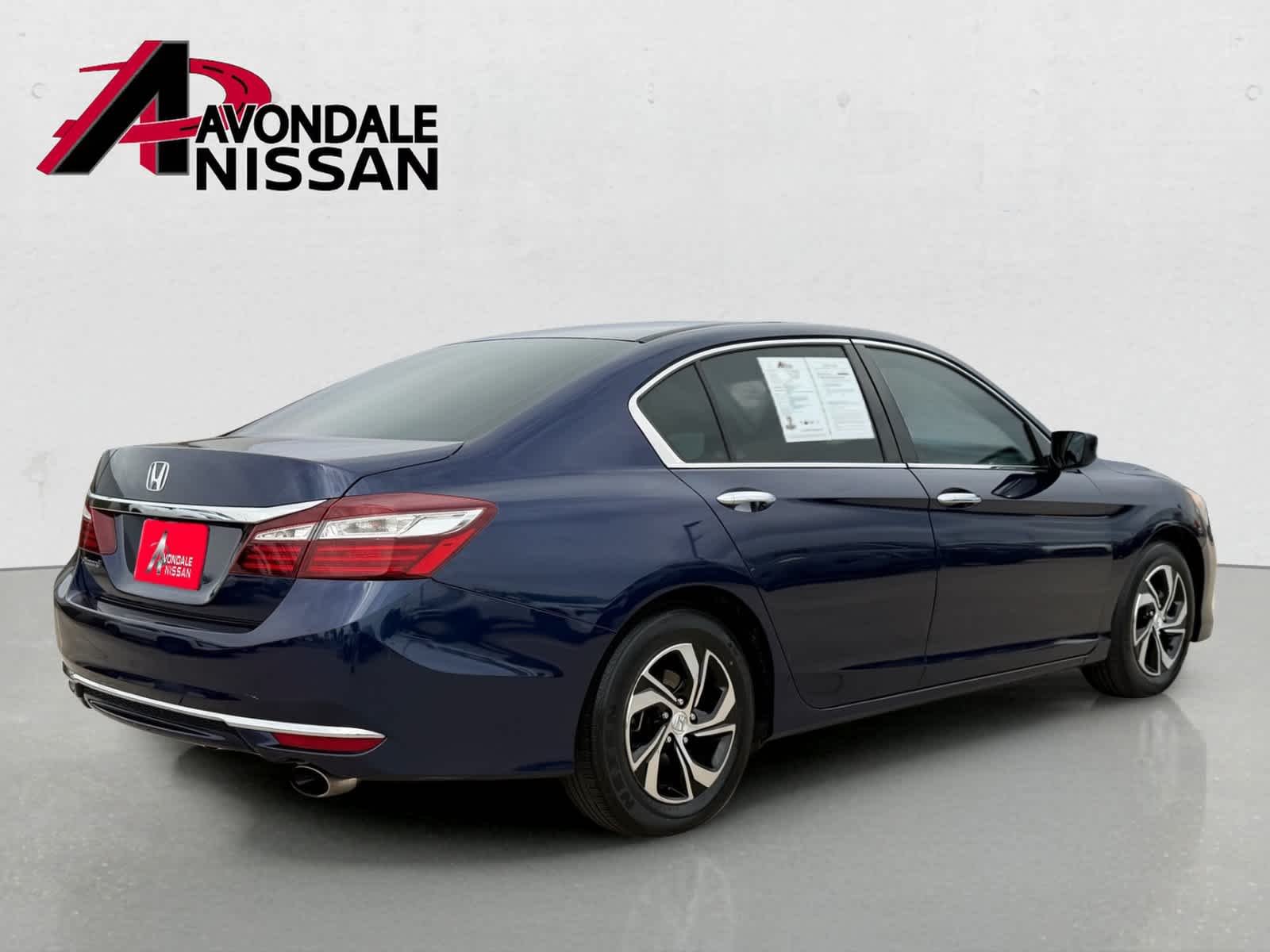 Used 2017 Black Honda LX image 5