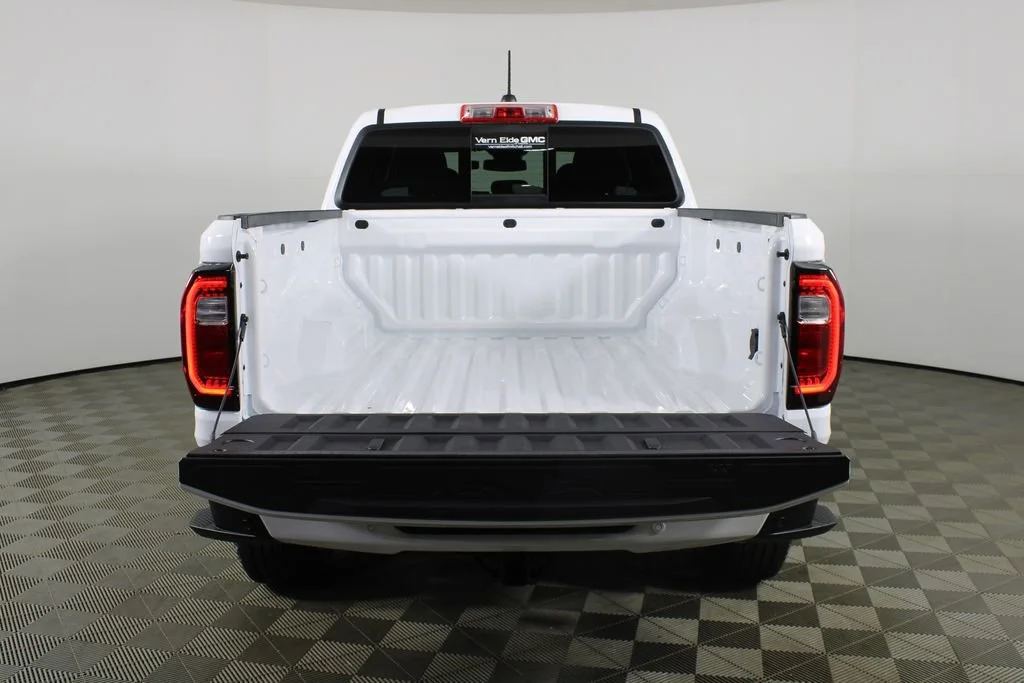 New 2026 Summit White GMC Elevation image 7