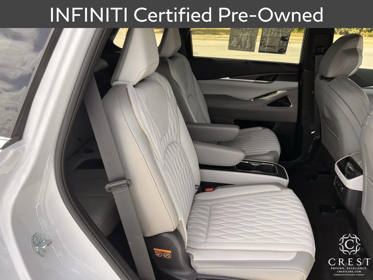 Certified Used 2027 Radiant White Black Obsidian INFINITI AUTOGRAPH image 30