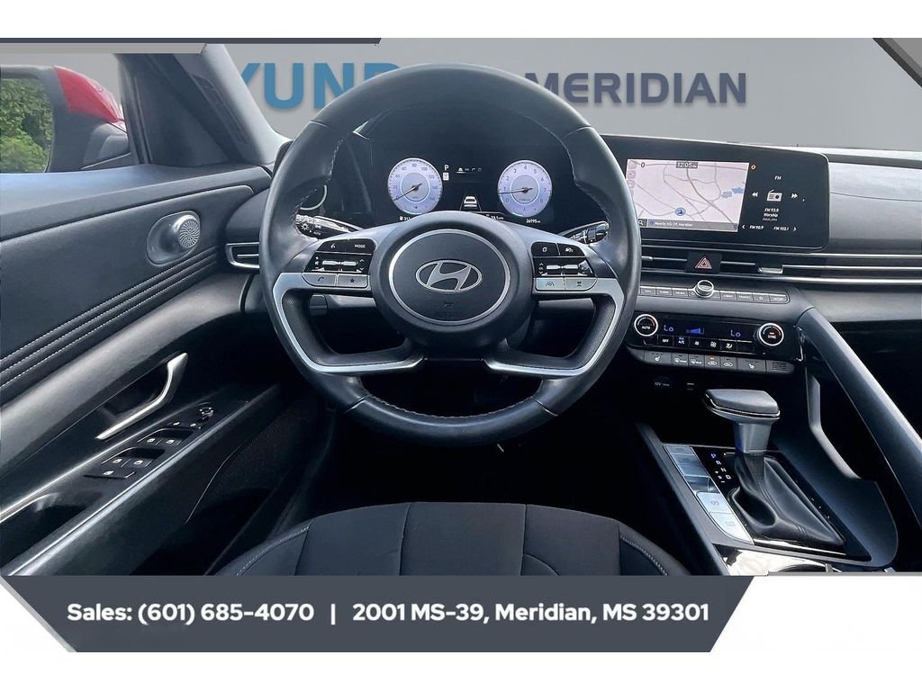 Used 2024 Ultimate Red Hyundai SEL image 5