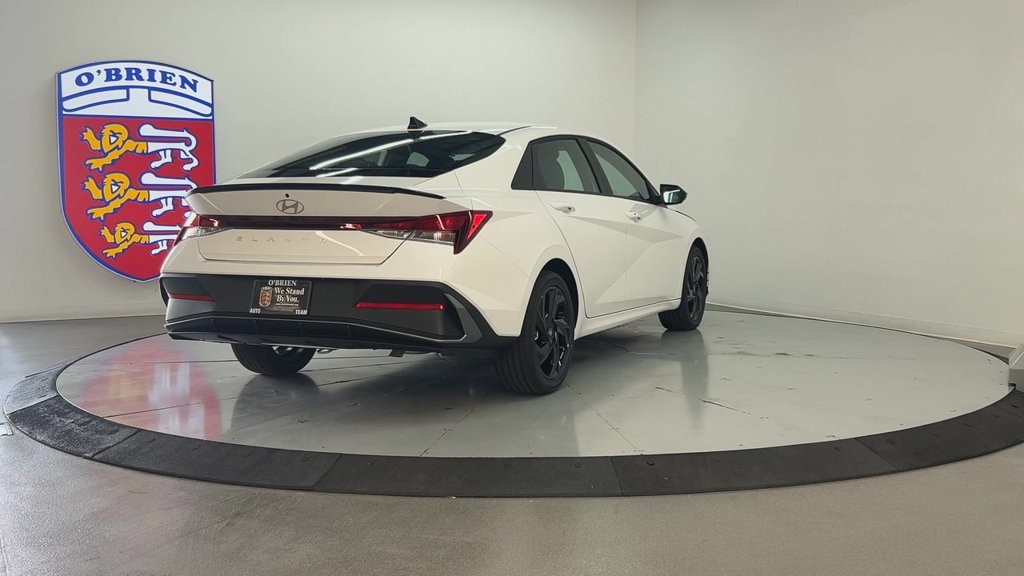 Used 2026 White Hyundai SEL Sport image 6