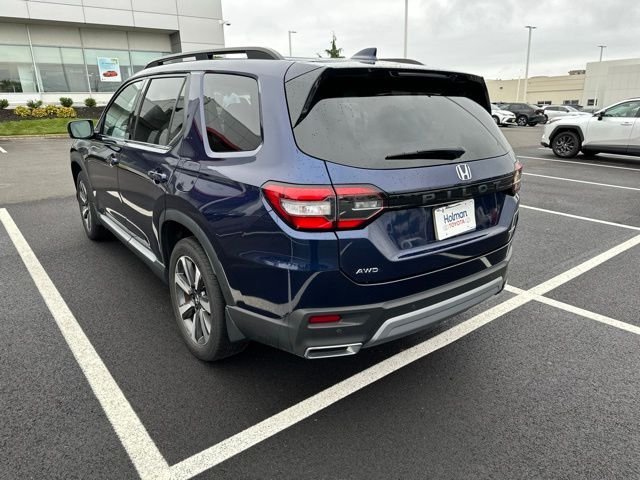 Used 2024  Honda Touring image 6