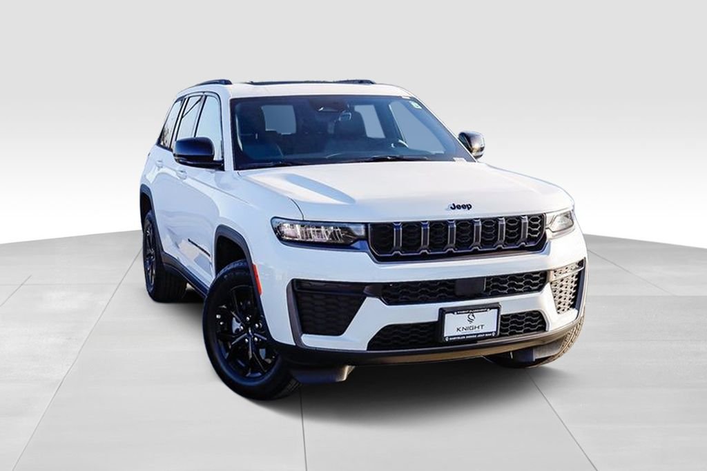 New 2026 Jeep Grand Cherokee Altitude 4D Sport Utility in