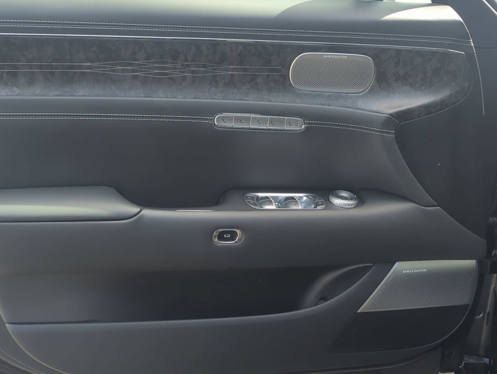 2023 GENESIS G90 Base - Photo 12