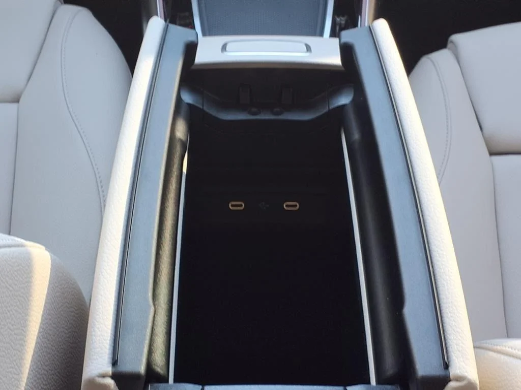 Certified Used 2025 Polar White Mercedes-Benz GLA 250 image 21