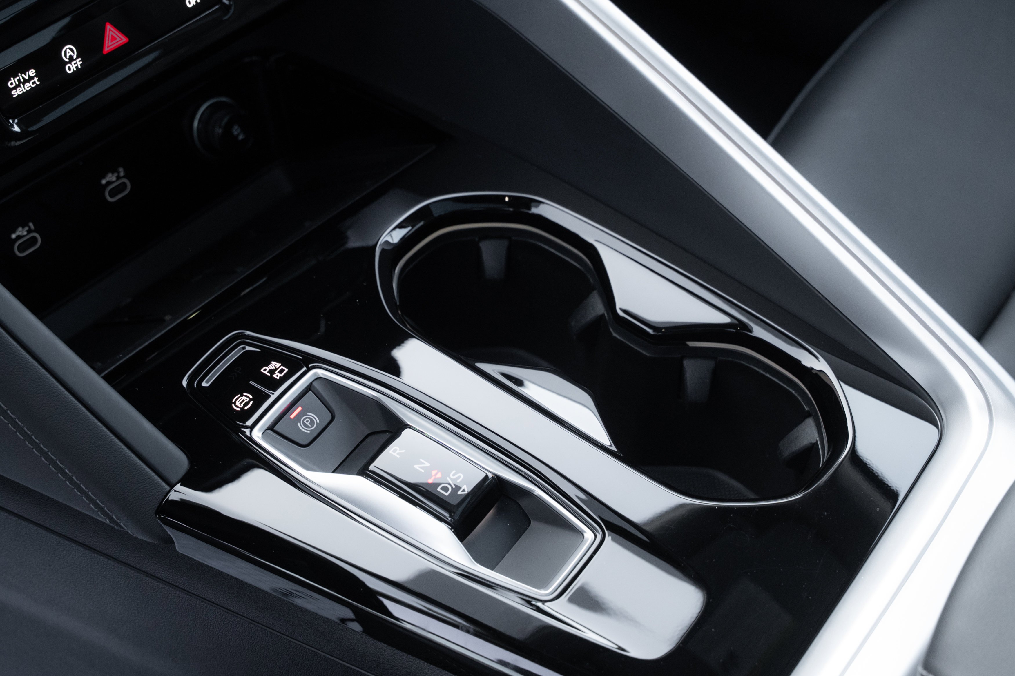 2025 Audi Q5 Premium - Photo 18