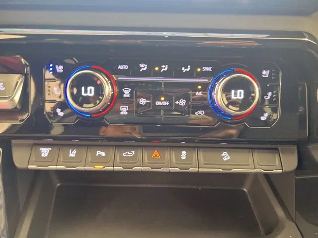 2025 GMC Sierra 2500HD AT4 - Photo 69