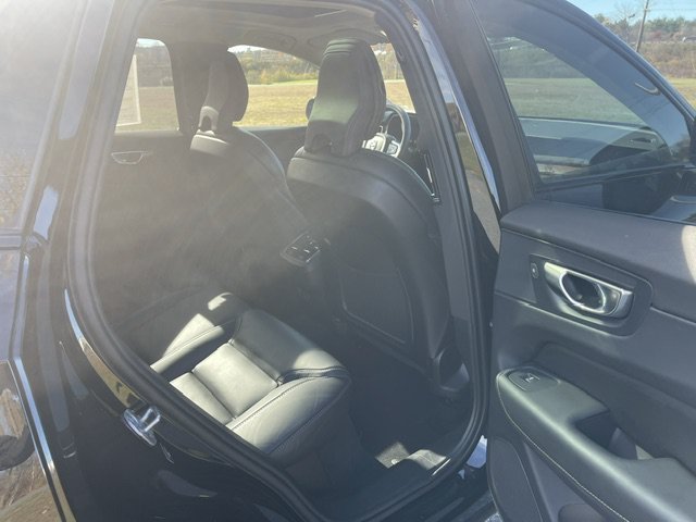 Used 2024 Black Volvo Ultimate Dark Theme image 11