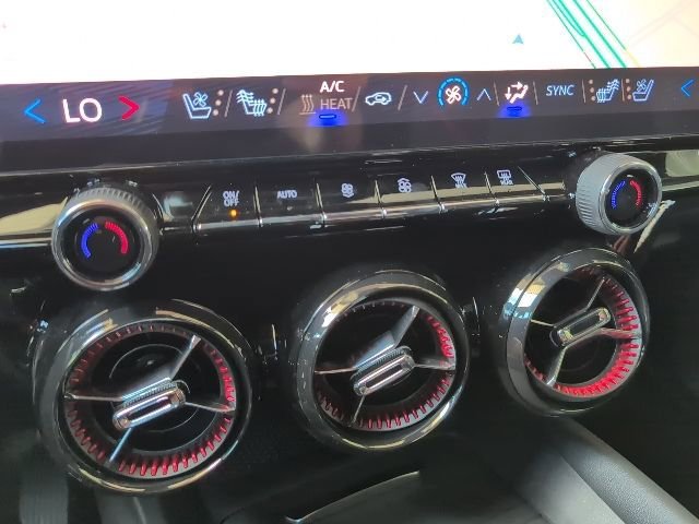 2025 Chevrolet Blazer EV RS - Photo 34