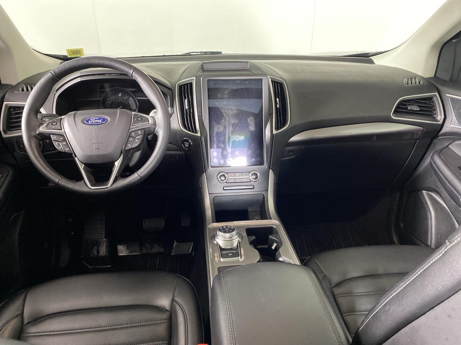 Used 2024 Agate Black Ford SEL image 25
