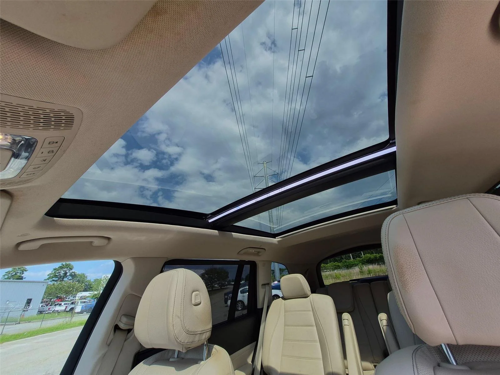 Used 2020 designo Diamond White Metallic Mercedes-Benz GLS 450 image 24