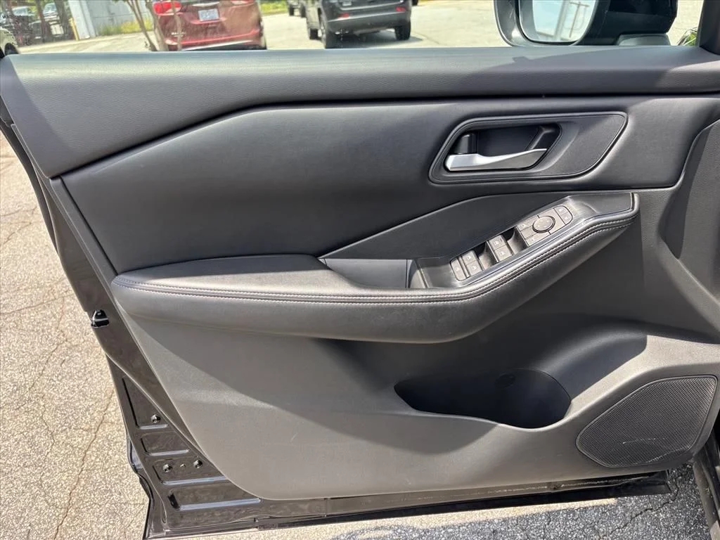 Used 2025 Black Nissan SV image 9