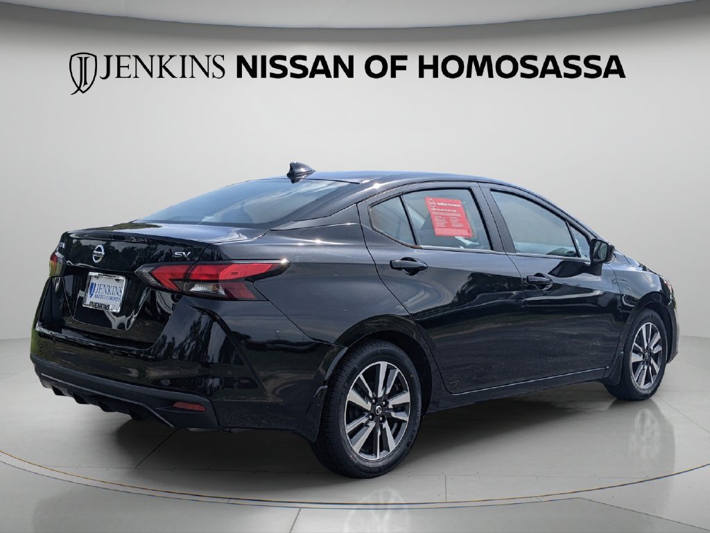 Used 2022 Black Nissan 1.6 SV image 3