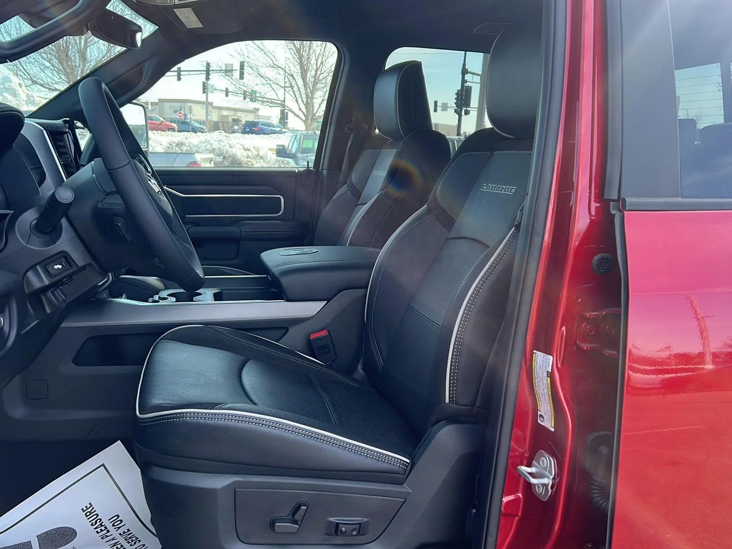 New 2026 Molten Red Pearl-Coat Exterior Paint RAM Laramie image 11