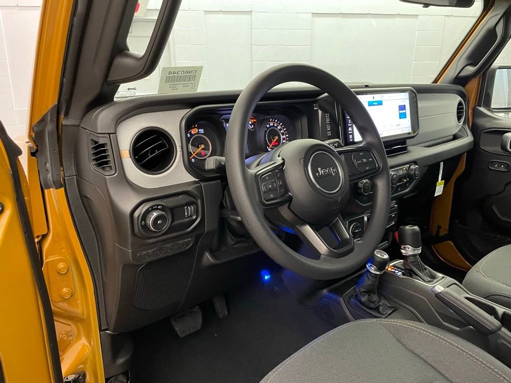 New 2026 Goldilocks Exterior Paint Jeep Sport image 12