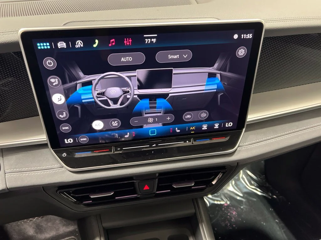 New 2026 Blue Volkswagen SE image 22