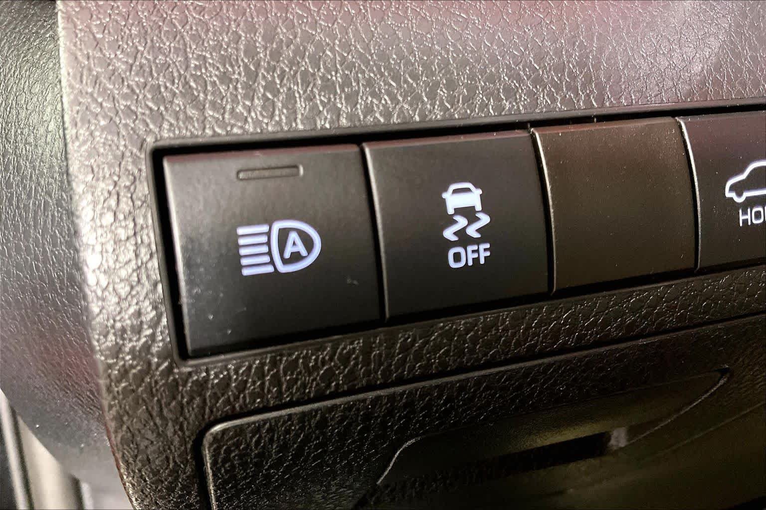 Used 2022 Midnight Black Metallic Toyota XSE image 30