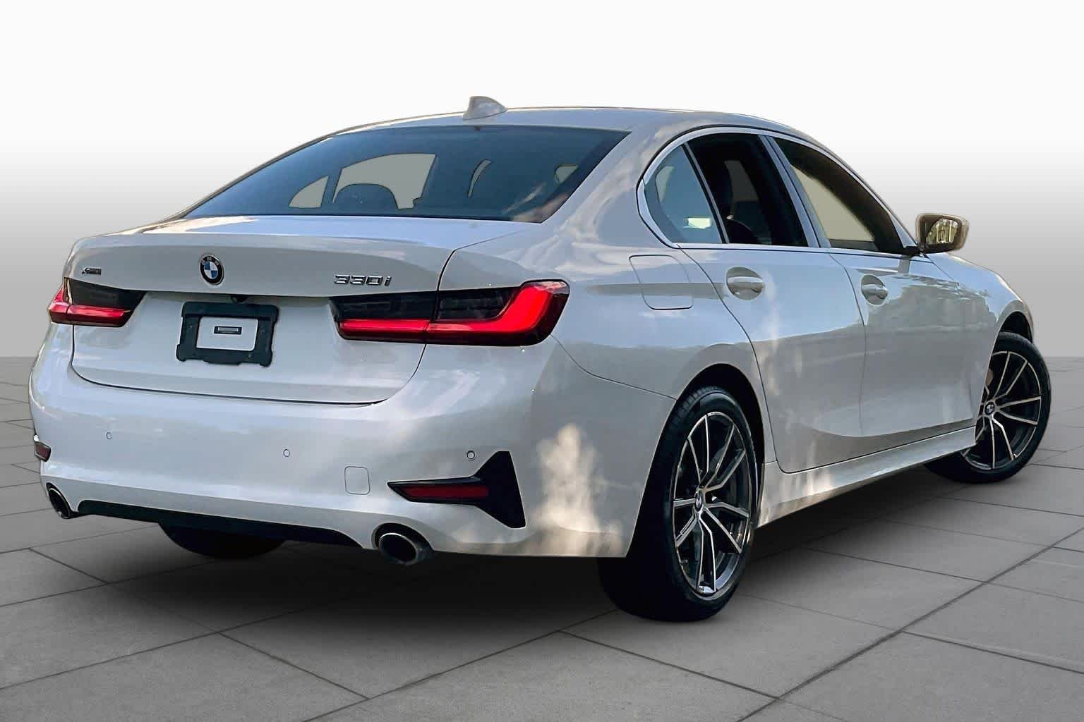 Used 2019 Alpine White BMW 330i xDrive image 12