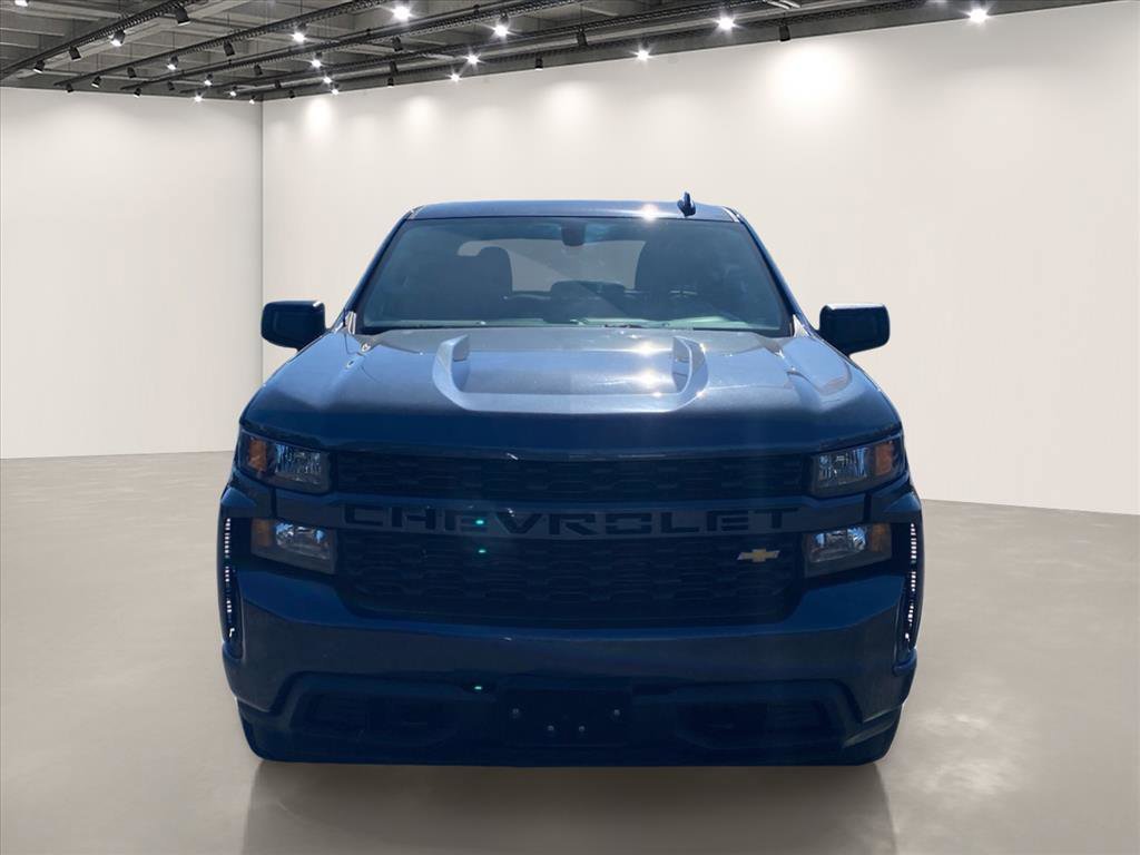 Used 2022 Shadow Gray Metallic Chevrolet Custom image 2