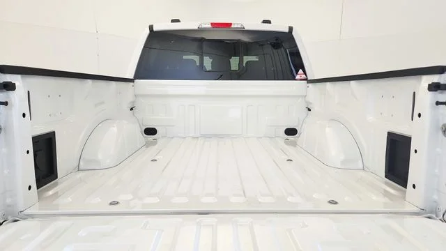 New 2026 Star White Metallic Tri-Coat Ford Lariat® image 44