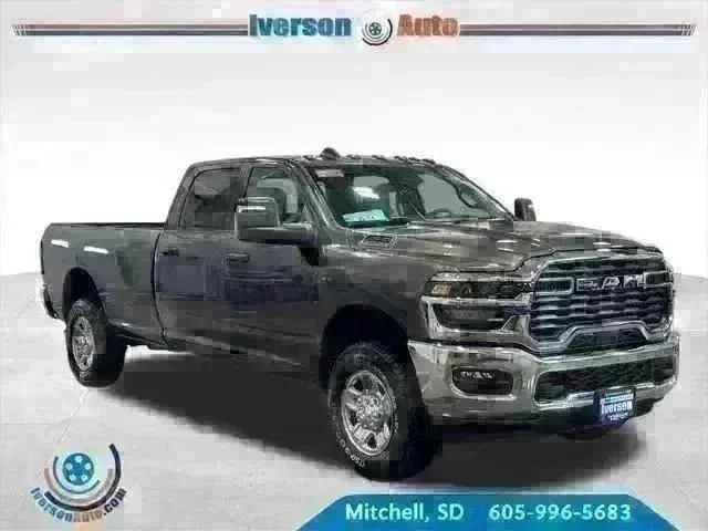 New 2026 Granite Crystal Metallic Clear-Coat Exterior Paint RAM TRADESMAN image 1