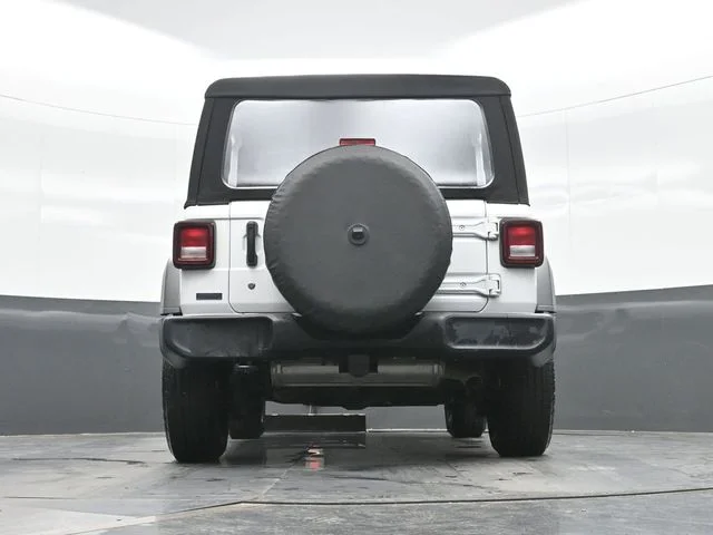 Used 2024 White Jeep Sport image 18