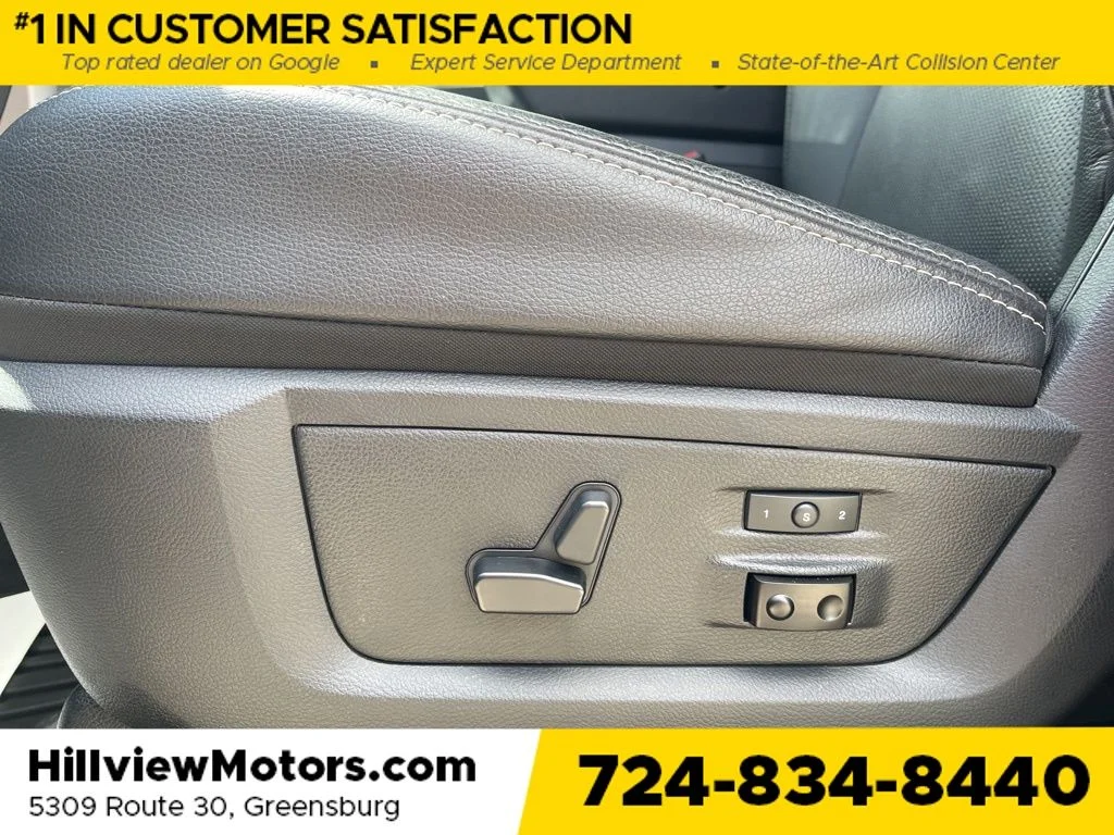Certified Used 2017 Bright Silver Clearcoat Metallic Ram Laramie image 17