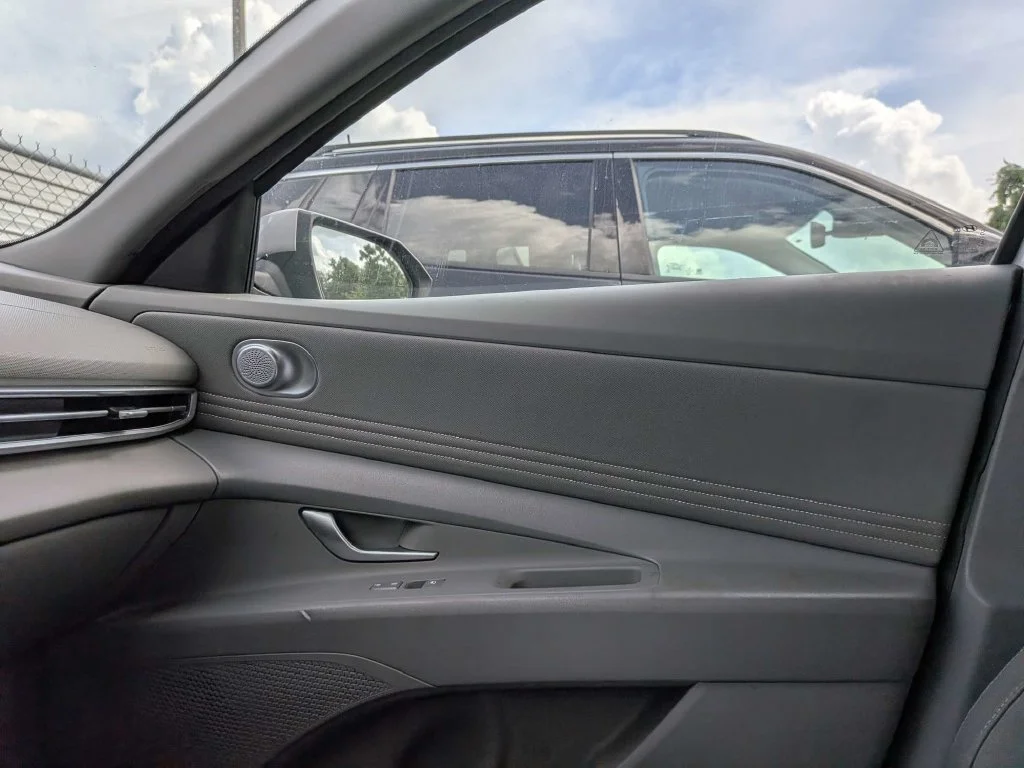 Used 2025  Hyundai SEL Convenience image 21